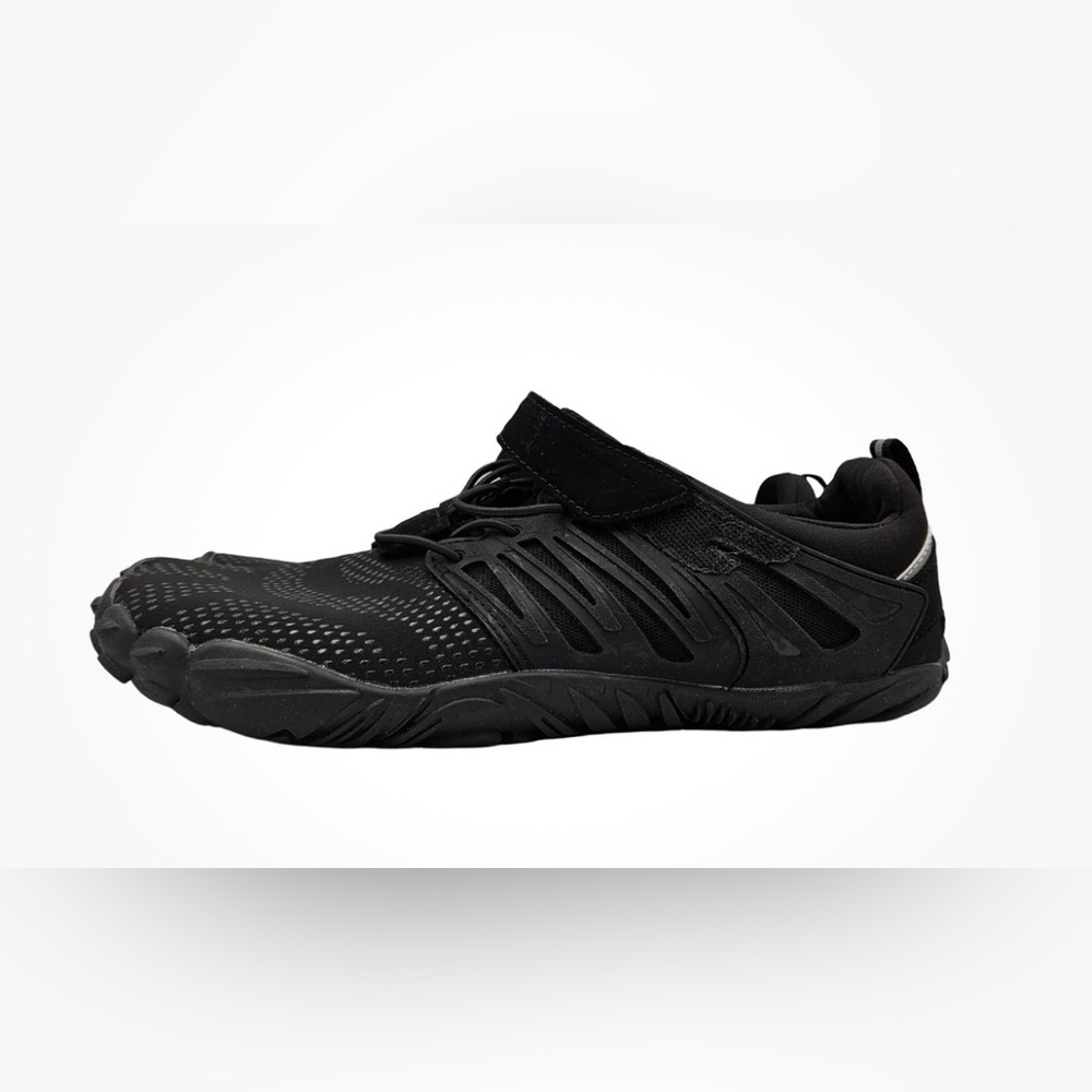 Whitin Minimalist Barefoot Trail Runner Shoes Black Size 38 EU (US 6) NWOT’s